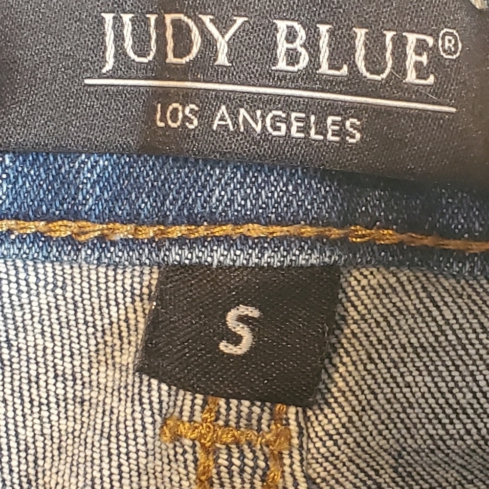 Judy Blue Star Print Distressed Light Blue Cut-Off Short Frayed Hem Size S 00/2 - Picture 6 of 10